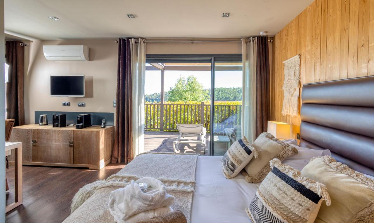 Domaine De Chalveches Hotel Spa 4* Faugeres  Bagian luar foto