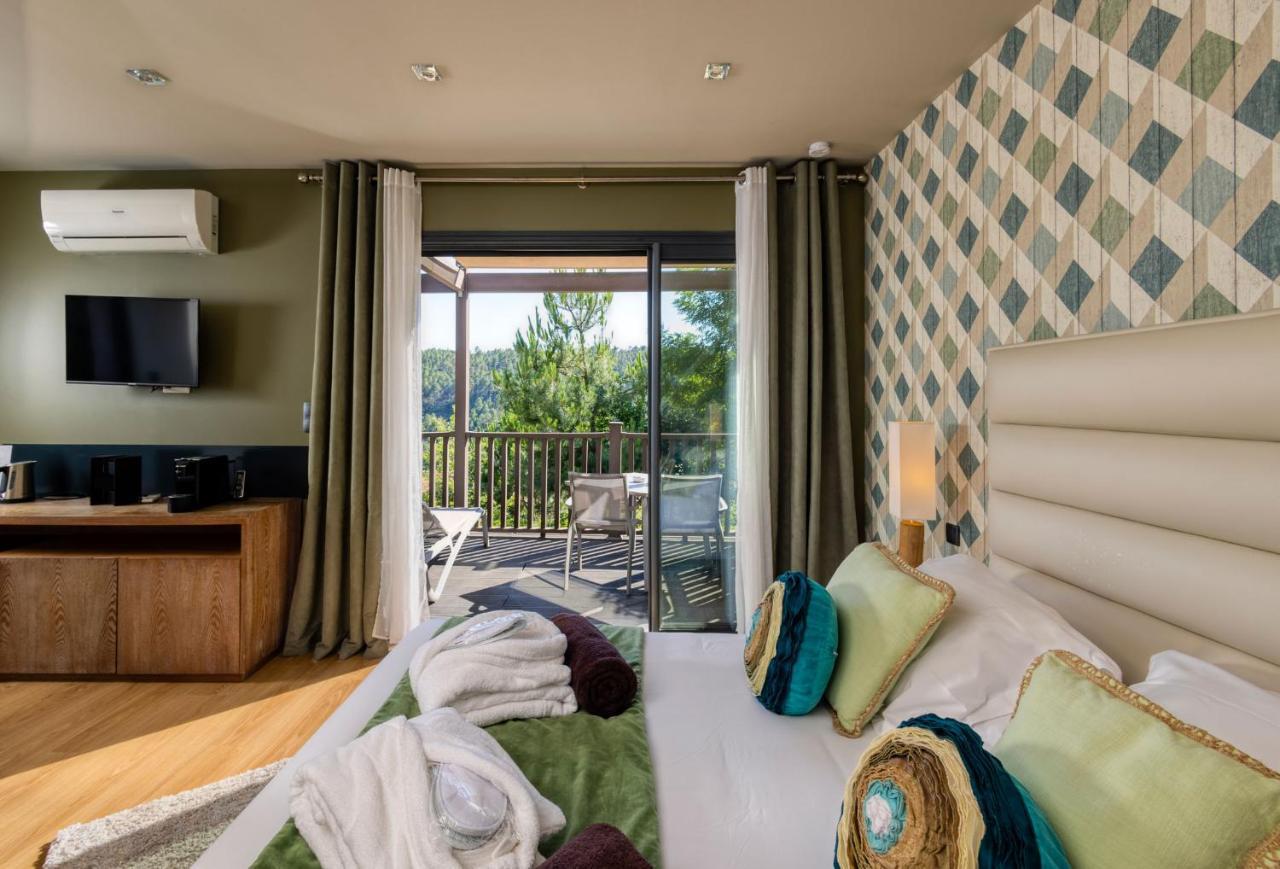 Domaine De Chalveches Hotel Spa 4* Faugeres  Bagian luar foto