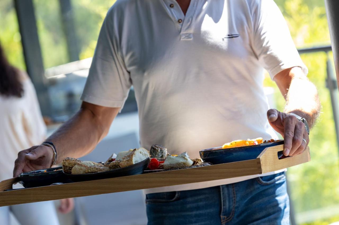Domaine De Chalveches Hotel Spa 4* Faugeres  Bagian luar foto