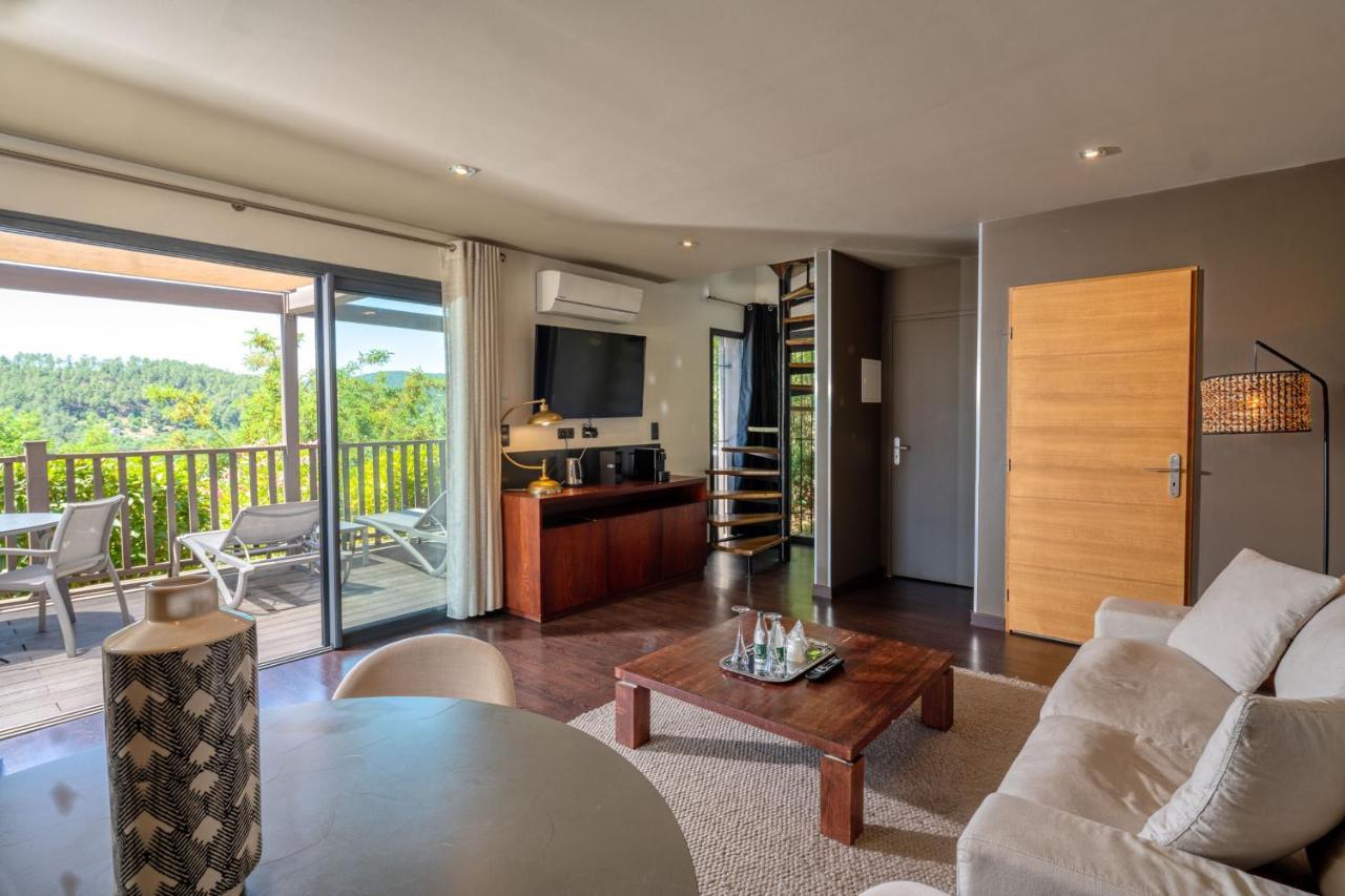 Domaine De Chalveches Hotel Spa 4* Faugeres  Bagian luar foto