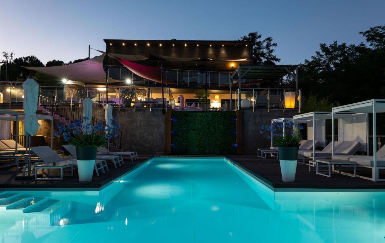 Domaine De Chalveches Hotel Spa 4* Faugeres  Bagian luar foto