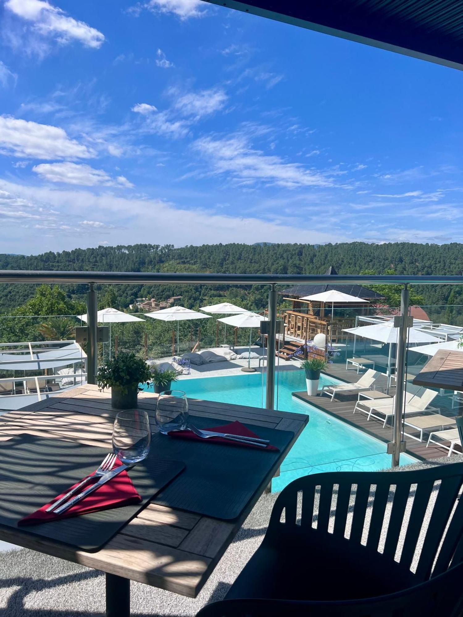 Domaine De Chalveches Hotel Spa 4* Faugeres  Bagian luar foto