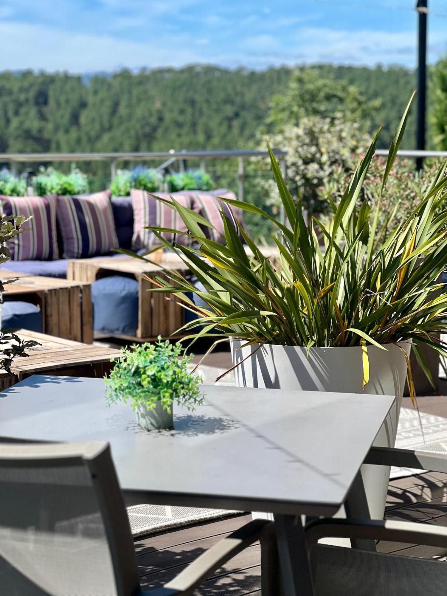 Domaine De Chalveches Hotel Spa 4* Faugeres  Bagian luar foto